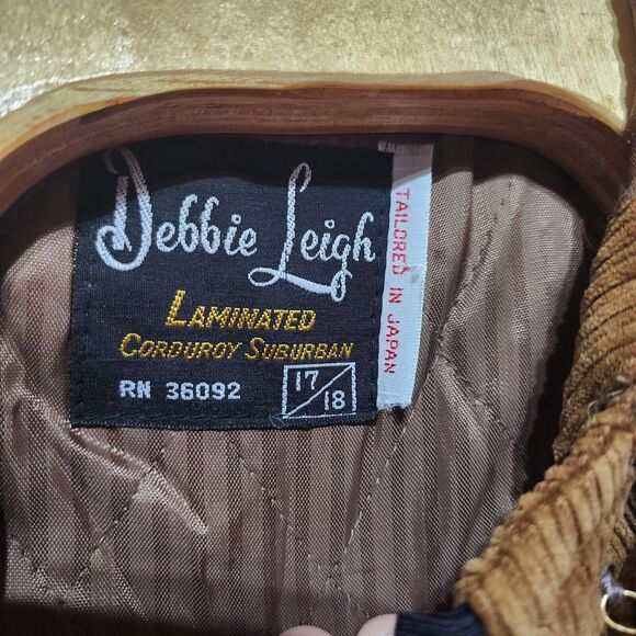 Debbie Leigh Coat Woman's 17/18 Brown Corduroy gold buttons tailored in Japan - Picture 3 of 5